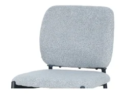 Silla de mostrador RITA – Tela gris claro – Patas de metal negro – Altura 99 cm – Estilo diseño/industrial