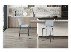 Silla de mostrador RITA – Tela gris claro – Patas de metal negro – Altura 99 cm – Estilo diseño/industrial