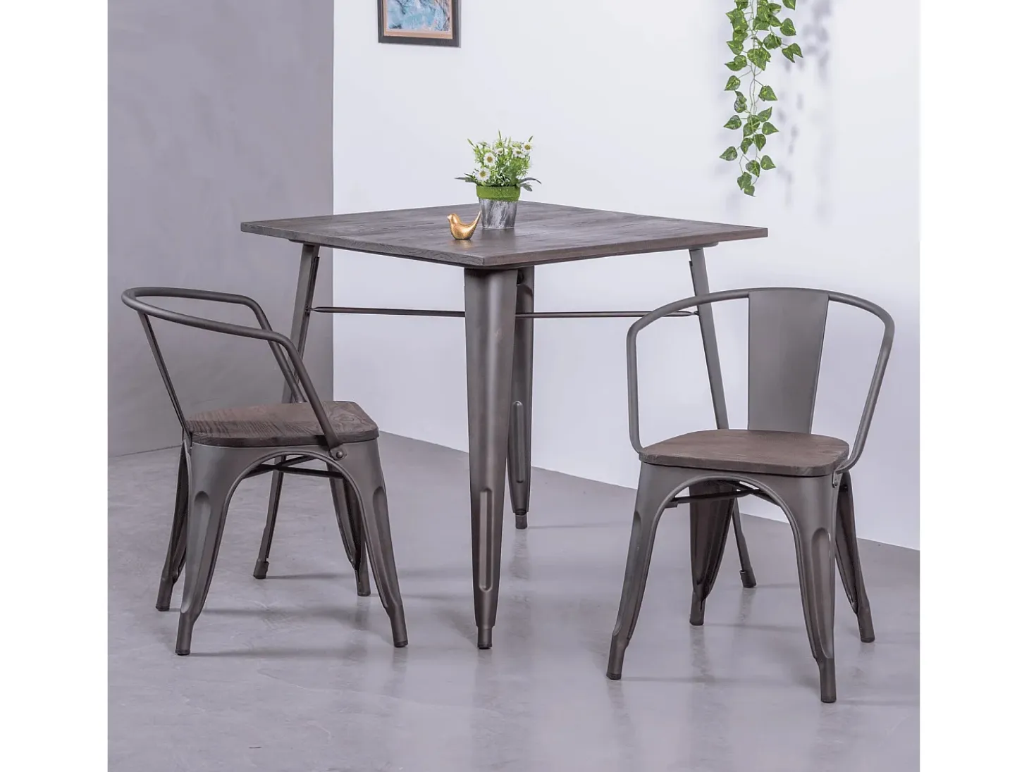 Silla industrial envejecida con reposabrazos y asiento de madera - Bistro - Antique