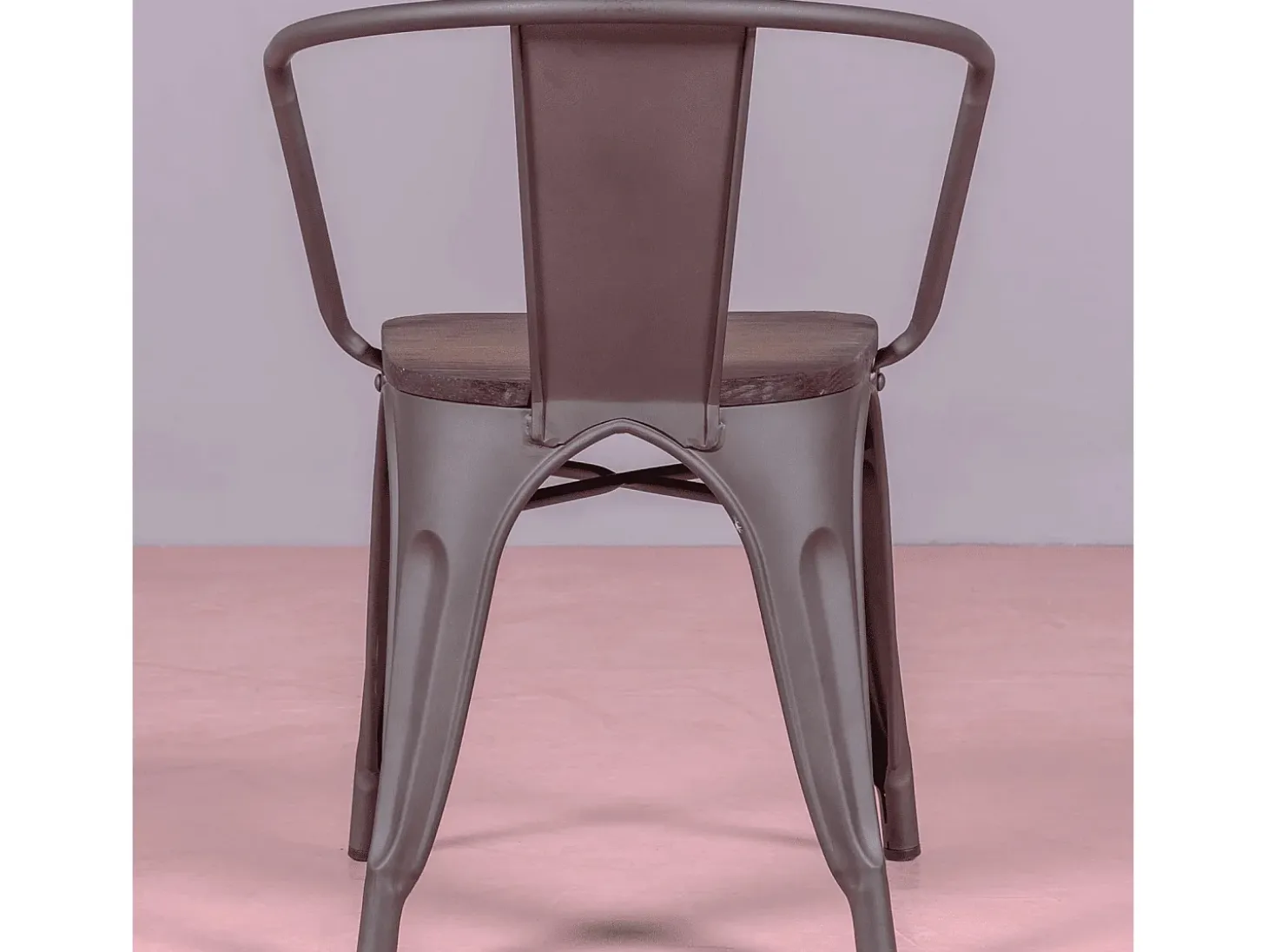 Silla industrial envejecida con reposabrazos y asiento de madera - Bistro - Antique
