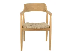 Silla Louika de madera maciza natural y asiento de ratán.
