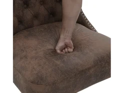 Silla marrón - Silla con acabado remachado y patas de madera maciza - microgamuza