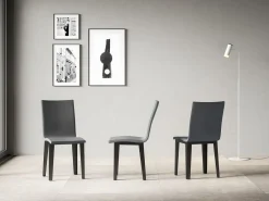 Silla Sofy moderna de piel sintética y patas de metal antracita-Color Marrón claro