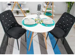 Silla Valora REMI de terciopelo negro con patas de metal x2
