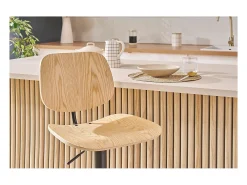 Taburete de cocina regulable de madera clara y metal negro TOBIAS