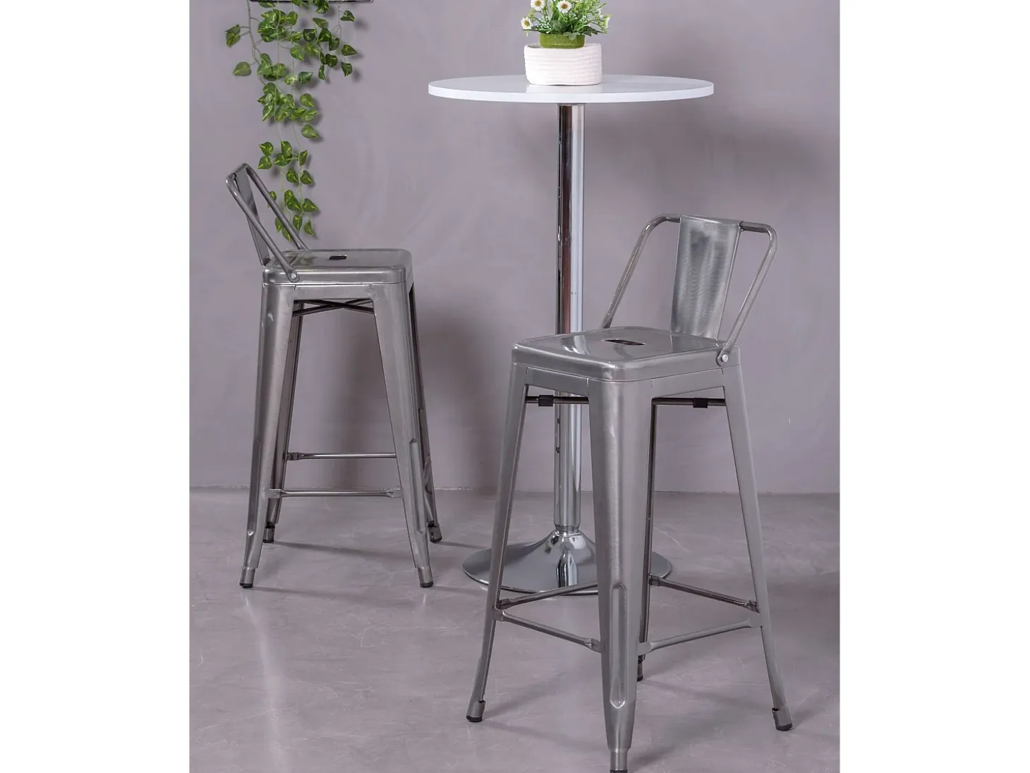 Taburete industrial metálico con respaldo bajo (66cm) - Bistro - Metálico