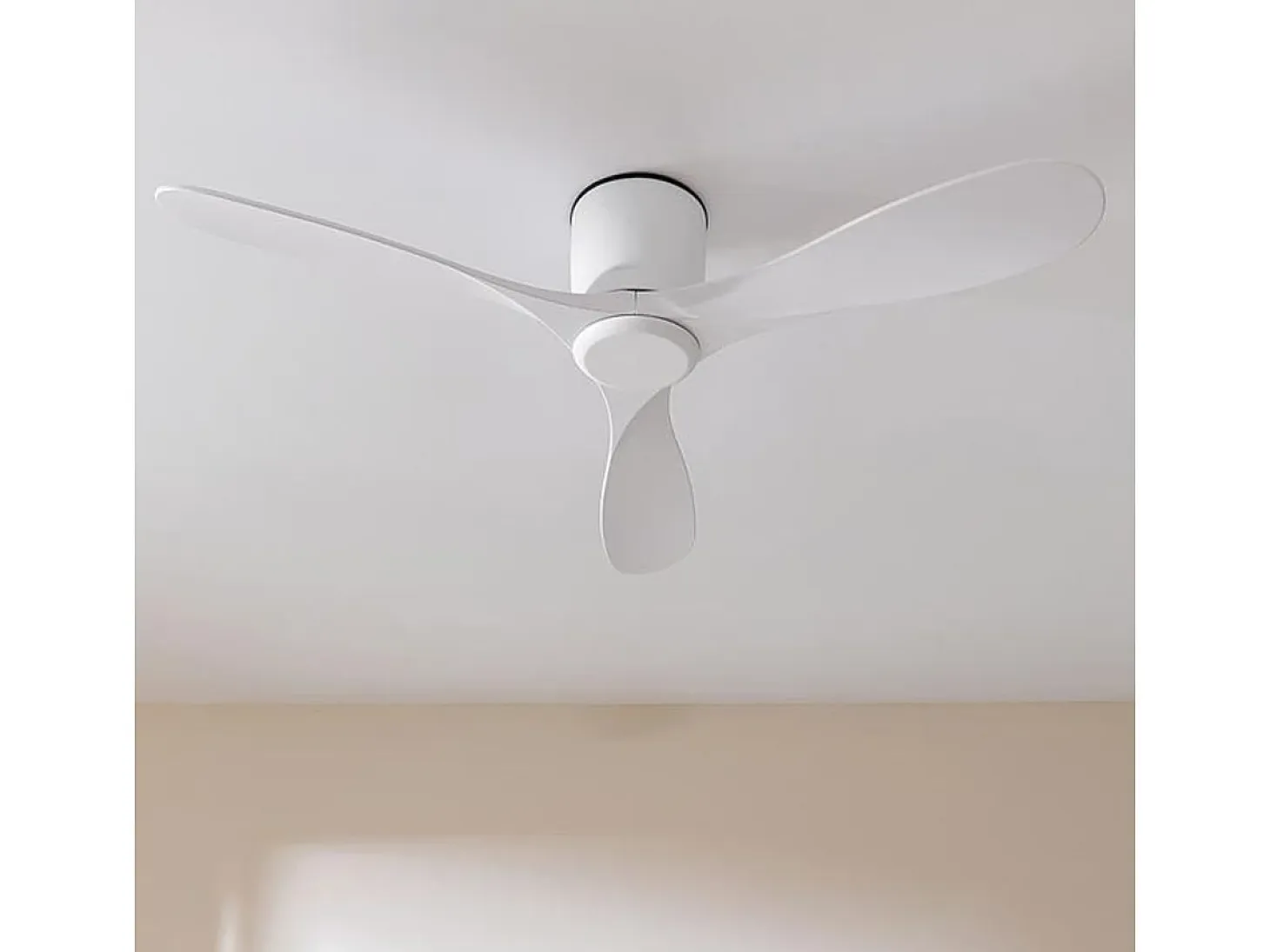Ventilador de techo Cecotec EnergySilence Aero 5400 40W 6 velocidades blanco Ø132 cm