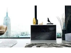 Vladon Cajonera Ben V3, Cómoda con 3 Puertas y 2 Cajones, Blanco mate/Negro de alto brillo (117 x 74 x 36 cm)